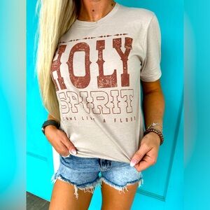 Women’s graphic tee - new from boutique